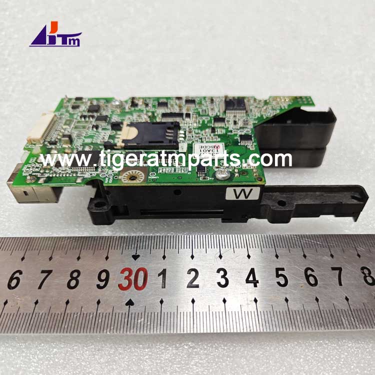 أجزاء أجهزة الصراف الآلي قارئ بطاقة ديبولد Dip ICM330-3R0191 IFM330-0400 49-209535-000C